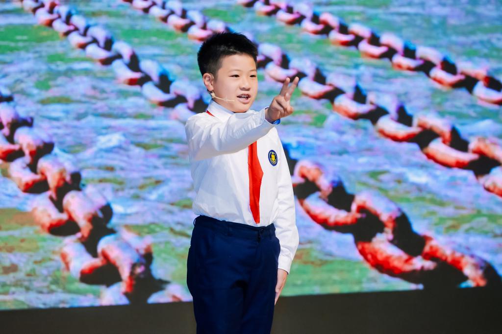 天博·（中国）官方网站附属实验小学“苗苗宣讲团”江林思齐